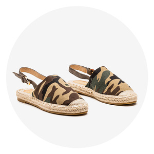 kaki || verde închis