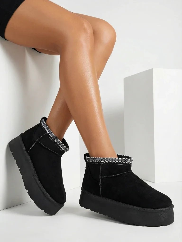 Royalfashion Cizme scurte pentru femei a'la cizme de zăpadă Xoalla