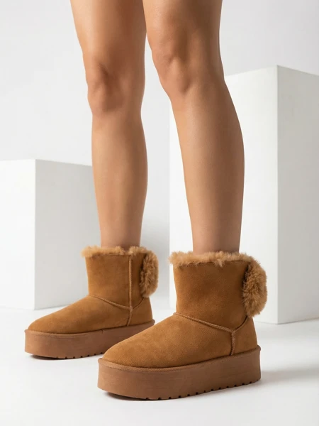 Royalfashion Boots a'la cizme de zăpadă pentru femei de culoare camel Goroggo
