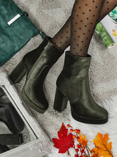 Botine de damă cu toc gros, tip velur Miss