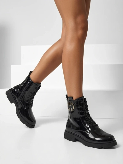 Botine de damă lăcuite cu șireturi Kalen