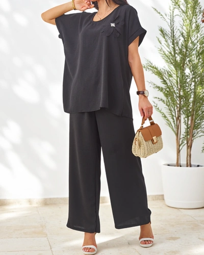 Royalfashion Set pentru femei cu mâneci scurte, floare decorativă și pantaloni largi