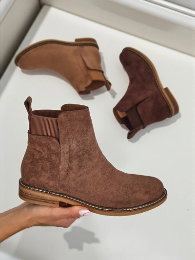 Gyal dem boot ala Chelsea boot fram eko-suedha Veysi