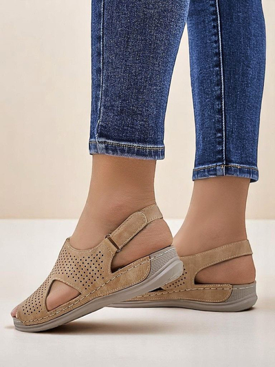 Royalfashion Sandale perforate pentru femei Leminni