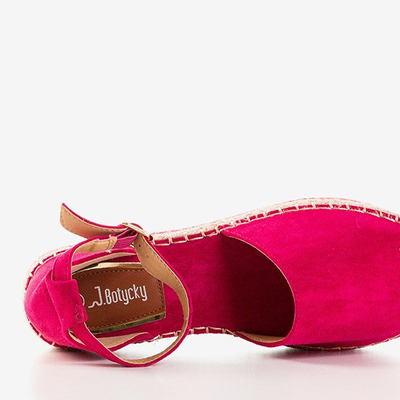 Fuksjowe sandały damskie na platformie Mora - Obuwie