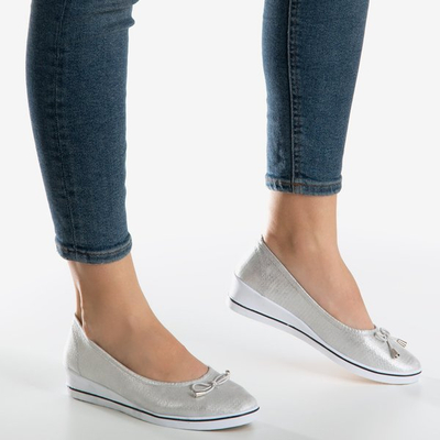 Srebrne baleriny na koturnie Moriah - Obuwie