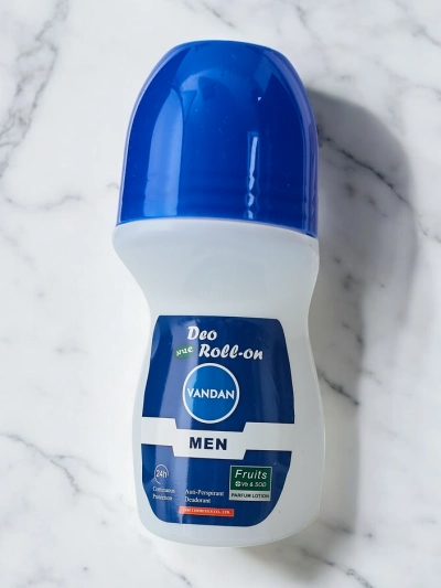 Deodorant-antiperspirant pentru bărbați cu roll-on 50 ml