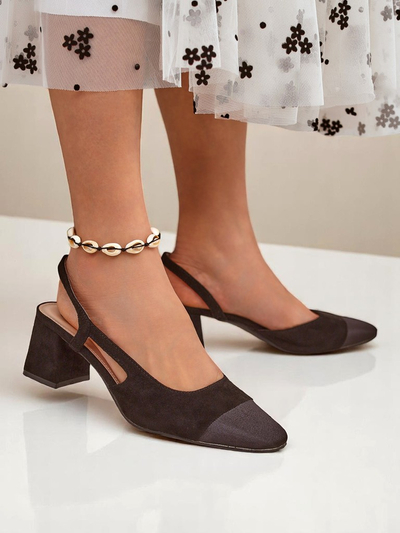 Royalfashion Zapatos de salón de tacón bajo con adorno en la puntera Eleganzo para mujer