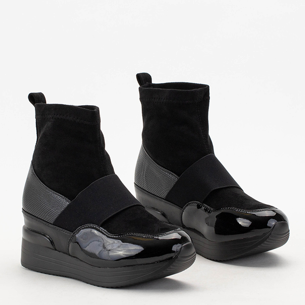 OUTLET Cizme negre de damă slip-on cu ștanțare și piele lăcuită Keledi - Încălțăminte