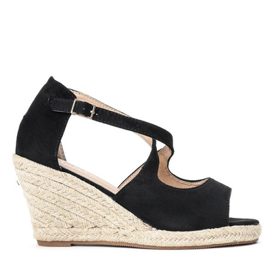 Czarne sandały na koturnie Bossa - Obuwie