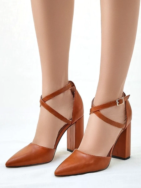 Royalfashion Pantofi cu toc pentru femei cu barete încrucișate Eurolias