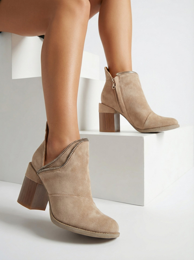 Cizme de damă maro deschis pe stâlp Mukis - Pantofi