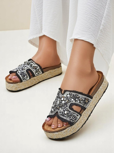 Papuci de damă Royalfashion cu decorațiuni Candy Candy