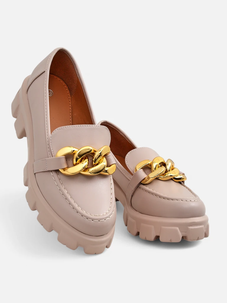 Loafersy damskie beżowe Callista z łańcuchem, płaski obcas, ekoskóra