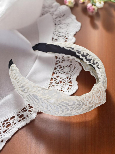 Royalfashion Coroniță din dantelă Koralia