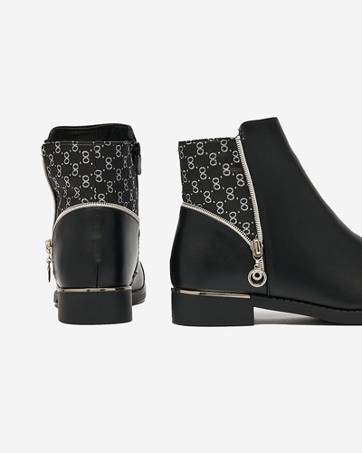 Royalfashion Cizme de damă negre a'la sztyblety Orlaa