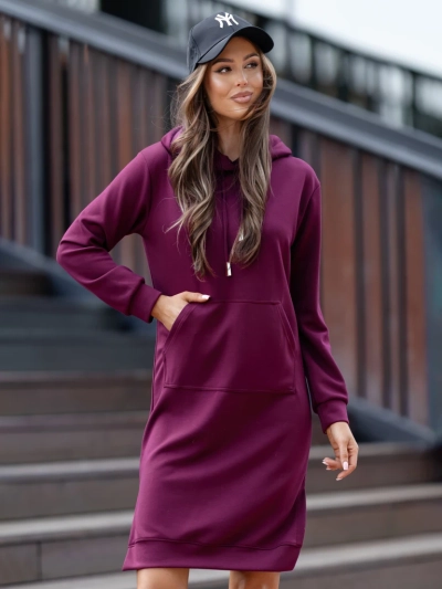 Royalfashion Dresova viskozova sukienka z kapturem