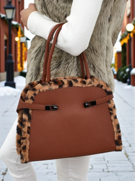 Geantă mică de damă din piele ecologică cu imprimeu de panteră Panthory