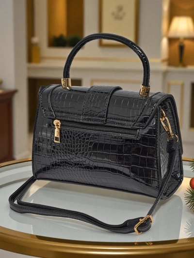 Geantă mică de damă lăcuită din piele ecologică Lunaya