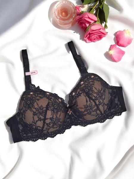 Royalfashion Sutien damă cu burete și dantelă Delicate Grace