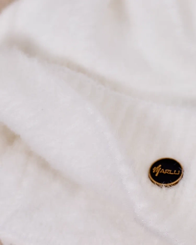 Căciulă pentru femei Royalfashion cu un pompon