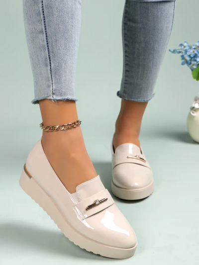 Royalfashion Loafers din piele lacuită pentru femei Arefel