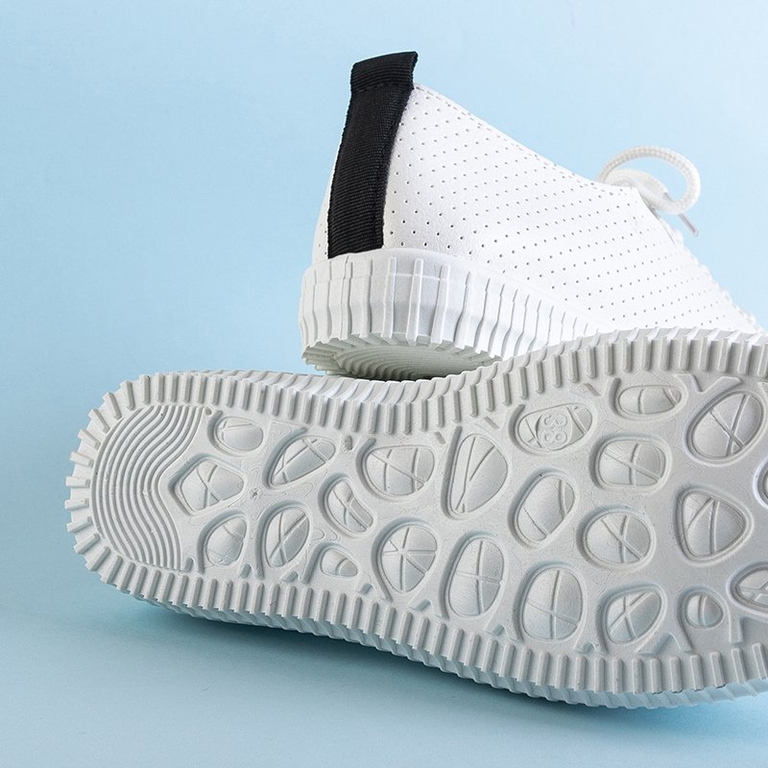 Adidași ajurati alb-negru de la Jasenik - Încălțăminte