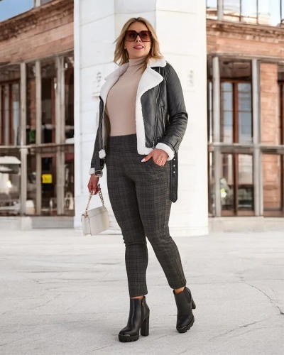 Royalfashion Pantaloni teggings călduroși pentru femei PLUS SIZE
