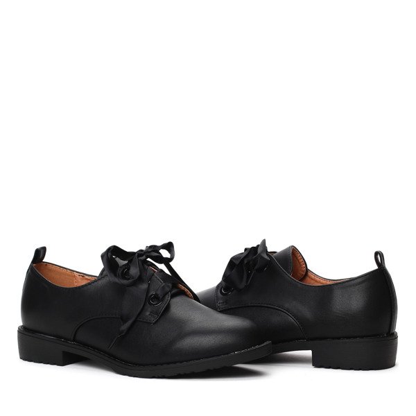 Klasyczne czarne półbuty - Obuwie