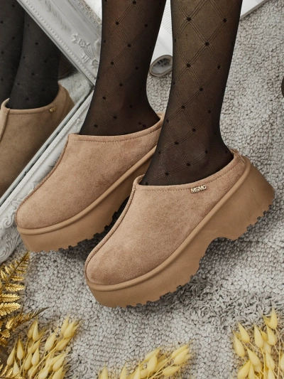 Botine scurte de damă a'la snowboots cu blană Calindra