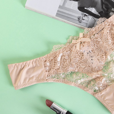 Tanga bej de dama cu dantela - Lenjerie intima