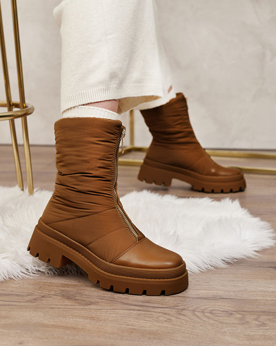 Royalfashion Cizme cu toc plat Tainve pentru femei, de culoare camel