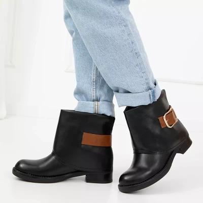 OUTLET Botine negre dama din piele ecologica cu toc plat Tera - Pantofi