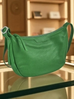 verde închis