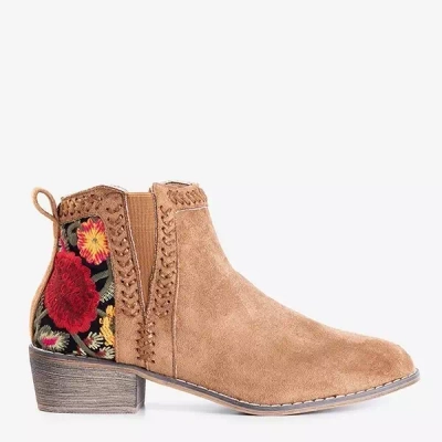 OUTLET Cizme dama maro cu broderie decorativa Hastieli - Pantofi