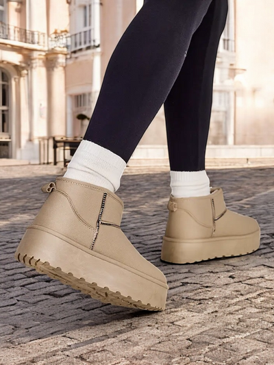 Royalfashion Cizme scurte de iarnă pentru femei Wiebi