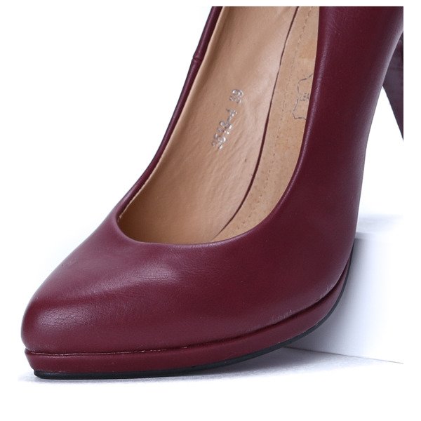 Bordowe, matowe czółenka na szpilce Yunona- Obuwie