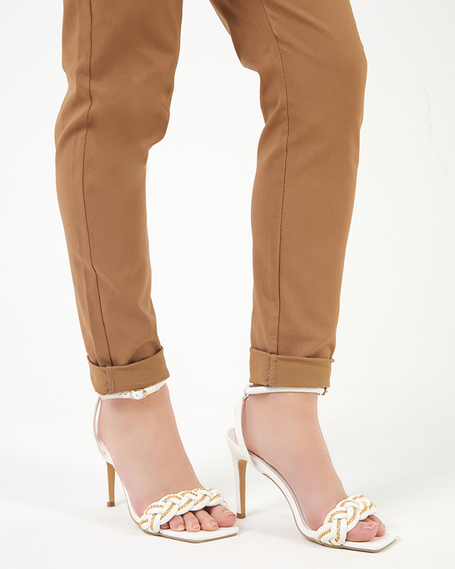 Sandale albe de damă pe un ac Tenedi - Încălțăminte