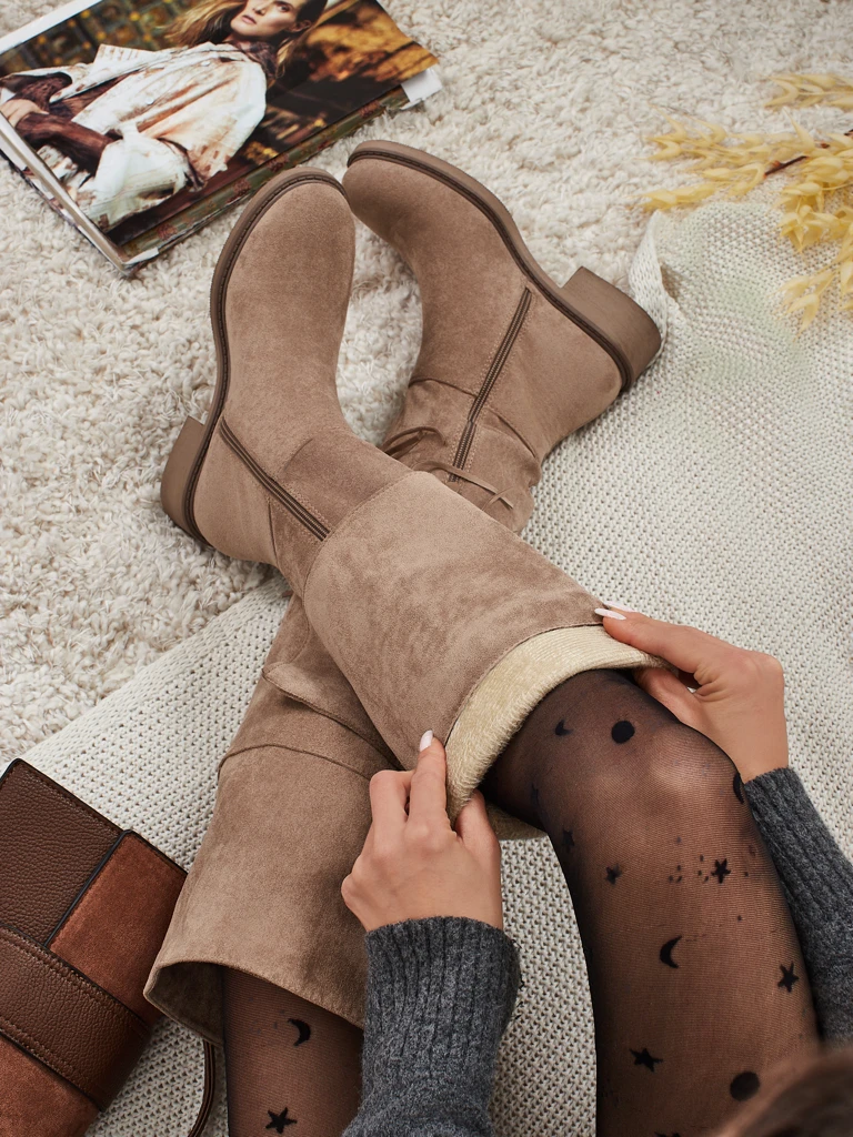 Cizme de damă peste genunchi din piele întoarsă ecologică cu franjuri Ostrelia