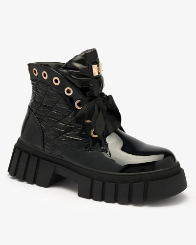 Royalfashion Cizme de damă negre Alefro matlasate și lăcuite