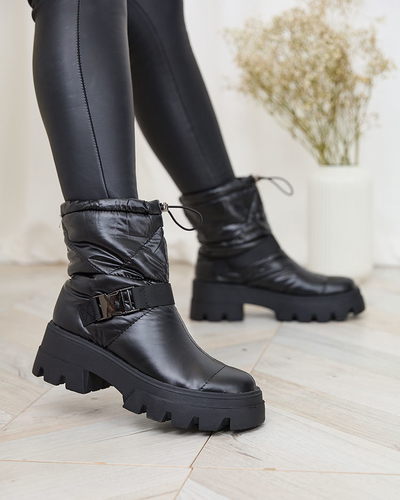 Royalfashion Cizme de damă slip-on a'la cizme de zăpadă în negru Tyvone