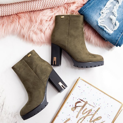 Zielone botki na wyższym słupku Teyoneas - Obuwie