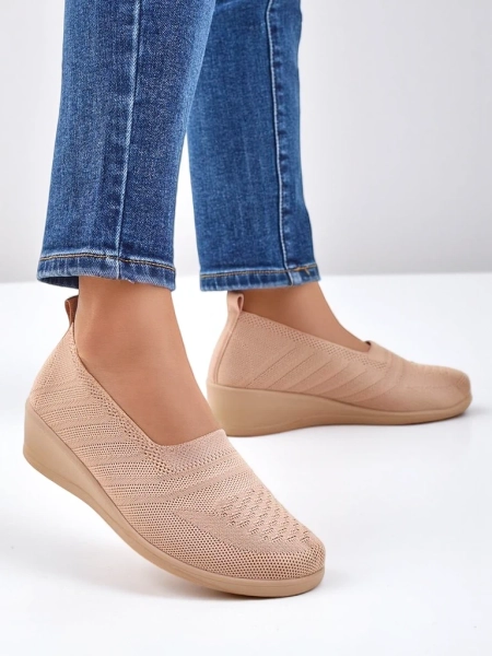 Mocasinile Royalfashion pentru femei pe un călcâi jos Epoles