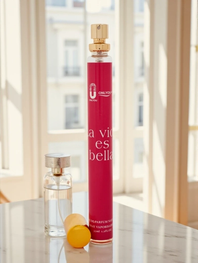 Apă de parfum pentru femei, inspirată de La Vida Es Bella