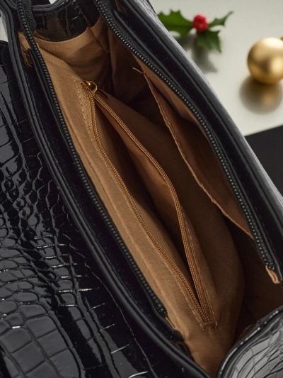 Geantă mică de damă Orlina, lăcuită, din piele ecologică