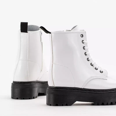 OUTLET Cizme Beretta din piele lacuta alba - Incaltaminte