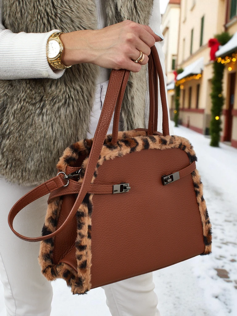 Geantă mică de damă din piele ecologică cu imprimeu de panteră Panthory