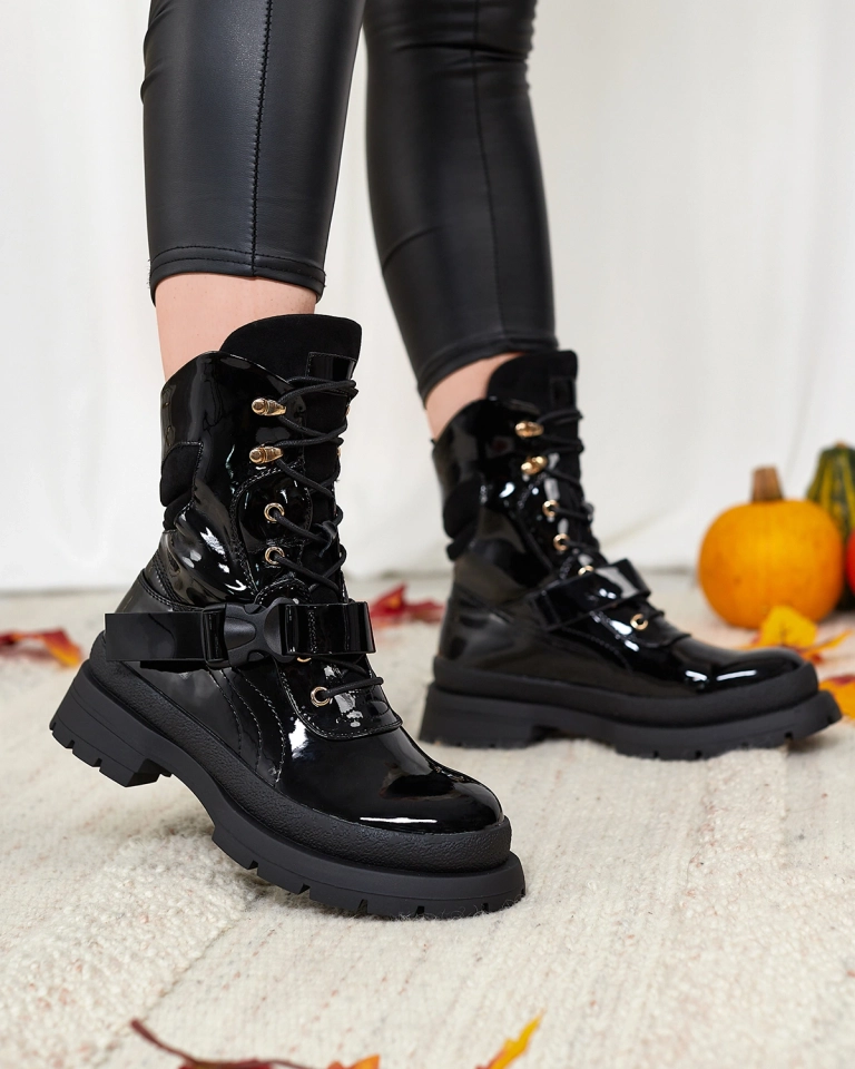 Royalfashion Cizme lăcuite de damă, negru Setogy