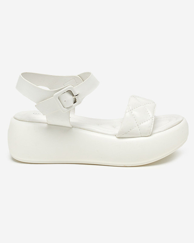 OUTLET Sandale de damă din piele ecologică cu pană matlasată în Baloui alb - Încălțăminte