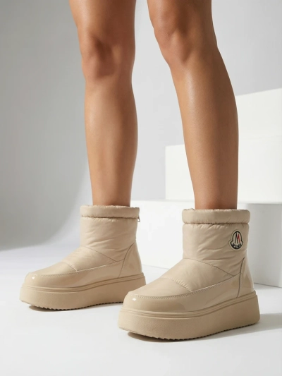 Royalfashion Cizme de zăpadă slip-on pentru femei de culoare bej Ademra